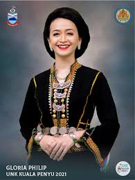 Selesai sudah majlis pelancaran perayaan pesta kaamatan tanpa sempadan peringkat negeri sabah yang telah ditayangkan dalam talian di. Unduk Ngadau Kaamatan Kuala Penyu 2021 Home Facebook