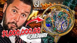 Greg Korn's Instagram, Twitter & Facebook