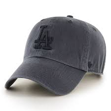 Style Guide The Fashion Girl S Guide To Making Athleisure Look Chic Dodger Hats Outfits With Hats Womens Ball Caps