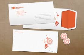 Amplop pertama diberi tanda sangat rahasia lalu dimasukkan ke amplop kedua yang diberi tanda sangat rahasia. Rellassi Grafika