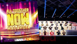 Program ini menampilkan sherry alhadad sebagai hos serta dato' ac mizal sebagai kapten juri.manakala 49 juri yang lain masih menjadi rahsia buat para penonton di malaysia. All Together Now Malaysia 2021 Program Hiburan Atnmy Panaskan Isu Sop Kosmo Digital Tonton Gempak Singing Competition All Together Now Malaysia Kepala Bergetar Maid Astro Ria Episod 1 Melayu