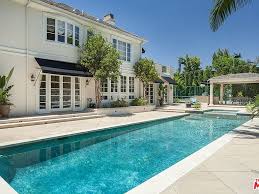 1725 Orlando Rd Pasadena Ca 91106 Mls 20581908 Zillow Front Courtyard Luxury Pools Indoor Pool Houses