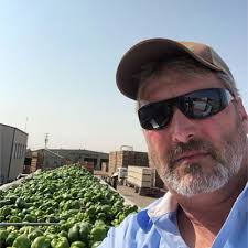 The sign says it all… Foster Farms We are hiring! Join us, apply online…