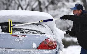 Telescoping car snow brush has a massive reach of over 50 in. Michelin Lifestyle