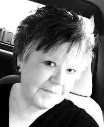 Roxanna Miller's Instagram, Twitter & Facebook