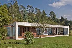 The access the house is to melt with the landscape and discover. Gallery Of Rv House Alejandro Restrepo Montoya Camilo Andres Mejia Bravo Andres Felipe Mesa Trujillo 3 Architecture Facade House Residential Architecture