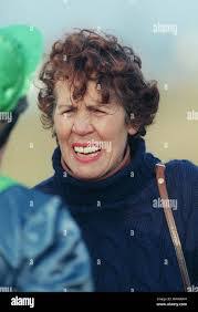 Barbara Waring's Instagram, Twitter & Facebook