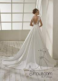 Robe 192 33 Collection 2019 Par Divina Sposa Pour Le Showroom Du Mariage Kleider Hochzeit Braut Kleid Hochzeit