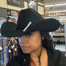 DAN'S BOOTS & SADDLES