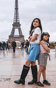 حضور وله وغادة السحيم للفاشن ويك في باريس Fashion Dresses Tshirt Dress