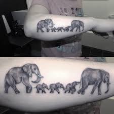 Además el elefante es un animal protector, sabio y valiente. Potongane Angel Tatuajes De Familia De 5 Elefantes