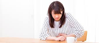 油っこい料理が好きな人は“胆石”に注意！ | 知っておきたい病気・医療 | からだケアナビ