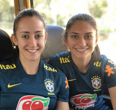 A seleção portuguesa de futebol feminino subiu dois lugares e vai terminar 2020 no 30.º lugar do ranking da fifa, a melhor posição de sempre no fim do ano civil, divulgou o organismo. Selecao Feminina Faz A Primeira Atividade Em Portugal De Olho Na Copa Do Mundo Selecao Brasileira Ge