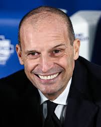 Ha ragione Max: il Milan espugna Como e resta a -3 dall'Inter e allunga  sulle inseguitrici 👹📈