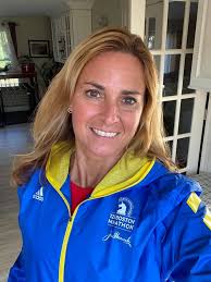 Don't worry packet stuffers, the volunteer coats still zip all the way up!  😂😂