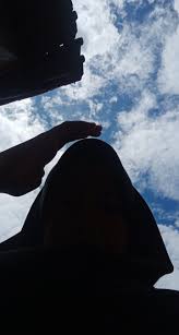 Setelah kamu bisa menggambar sketsa pemandangan laut dan gunung kamu harus bisa menggambar sketsa pemadangan pantai yang indah. Estetik Fotografi Fotografi Orang Latar Belakang