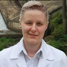 Ivy Dalton's Instagram, Twitter & Facebook