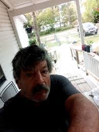 Robert Roque's Instagram, Twitter & Facebook