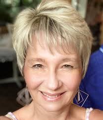 Travel and socializing for empty nesters in Australia and beyond