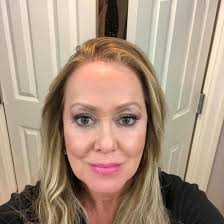 ISO indoor board for a gelding in and around Milton, Campbelville, Caledon,  Erin, Rockwood, Burlington areas. Looking around what I'm paying now,  $1100, and need a barn that's attentive and present. Thank