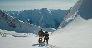 Mezhdu Nami Gory 2017 Mountain Between Us The Kadry Iz Filma Gollivudskie Filmy Kino Teatr Ru