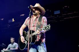 Blame it on you by jason aldean is a song from the album 9 and reached the billboard top country songs. Jason Aldean S New Album Details Jason Aldean Dedicates Rearview Town To Las Vegas Shooting Victims