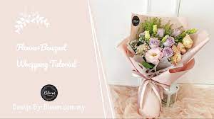 How To Wrap A Hand Bouquet Tutorial Flower Wrapping Ideas Technique Cara Membuat Buket Bunga Youtub Bouquet Tutorial How To Wrap Flowers Hand Bouquet