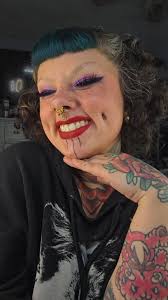 Hi hi ♡ i did rollers for the first time in so long! Ugh I forgot how cute  my hair is after. These are satin rollers that are soft enough to sleep in  ♡ there's a link in my bio if you wanna shop the ...