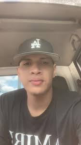 No me interesa, soy yo quien está a tu lado