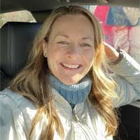 Teresa Crewe's Instagram, Twitter & Facebook