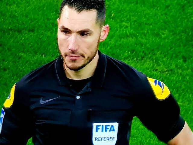 Football - Arbitrage. La belle saison de Jérémie Pignard
