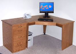 This simple pallet computer desk will look awesome in the corner of your room, and it is easy to build. 16 Free Diy Desk Plans You Can Build Today