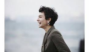 Fidan Adli Kullanicinin Birce Akalay Panosundaki Pin Unluler Kisa Sac Sac