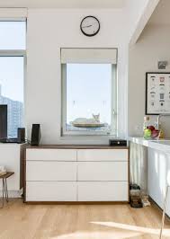 A Sky High Brooklyn Studio Inspired By Simplicity Home Decor Apartment Design Askvoll