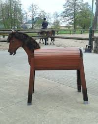 Unsere Holzpferde Kunst Hus Webseite Holzpferd Holzpferd Selber Bauen Pferd