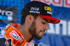 250 Words: Leader of the Pack