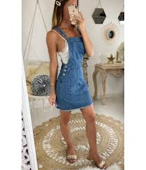 Taille de l'article en photo : Ma Jolie Robe Salopette En Jeans Fines Rayures Mylookfeminin Un Look Un Concept Un Prix