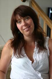 How to reach Dan and the family for condolences and service information