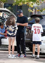 Official page of karl stefanovic. Karl Stefanovic Enjoys Family Time With His Children Daily Mail Online