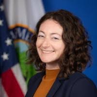 Naomi Stern's Instagram, Twitter & Facebook