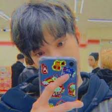 Dijodohin Hyunjeong M 8 Kissmark Di 2020 Selebritas Gambar Realistis Gambar