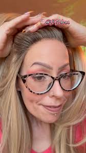 Wash my wig with me!! Today I'm washing “Arlo” by @esteticadesigns in  RH12/26/Rt4 that I purchased from @shoptmwigs ❤️ this is one of my favorite  wigs right now so it was desperate