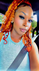 Felt pretty … … come talk to me… ✨💋 , Sucker for a pretty fem but love  studs too lol 😝