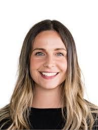 Miranda Spence's Instagram, Twitter & Facebook