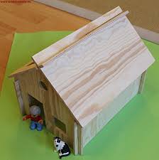 Hunde sind unsere lebenspartner und benötigen raum und platz für sich. Schleich Und Playmobil Holz Haus Bauen