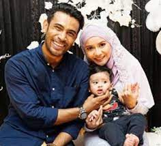 Sejarah waktu siaran slot akasia 2007. Cantiknya Ezza Yusof Cinta Hati Remy Ishak Gempak