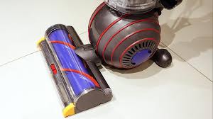 Oct 07, 2021 · having this dyson dc65 cleaner head as close to the floor as possible, you're not losing suction and you're actually able to pick up more dirt and dust capacitate. Dyson Ball Animal 2 Review Tackle Pet Hair And Tricky Cleaning Jobs With Ease Expert Reviews