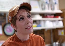 Customers at Dershey's Cafe in St. Johns "pay it forward"