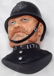 Vintage Bossons Chalkware Victorian Bobby England 1988