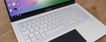 Kerennya lagi, asus nggak kayak developer lain yang mematok harga tinggi buat tiap produknya. Asus Vivobook S15 Review S532fl 2020 Model Core I5 I7 Mx250